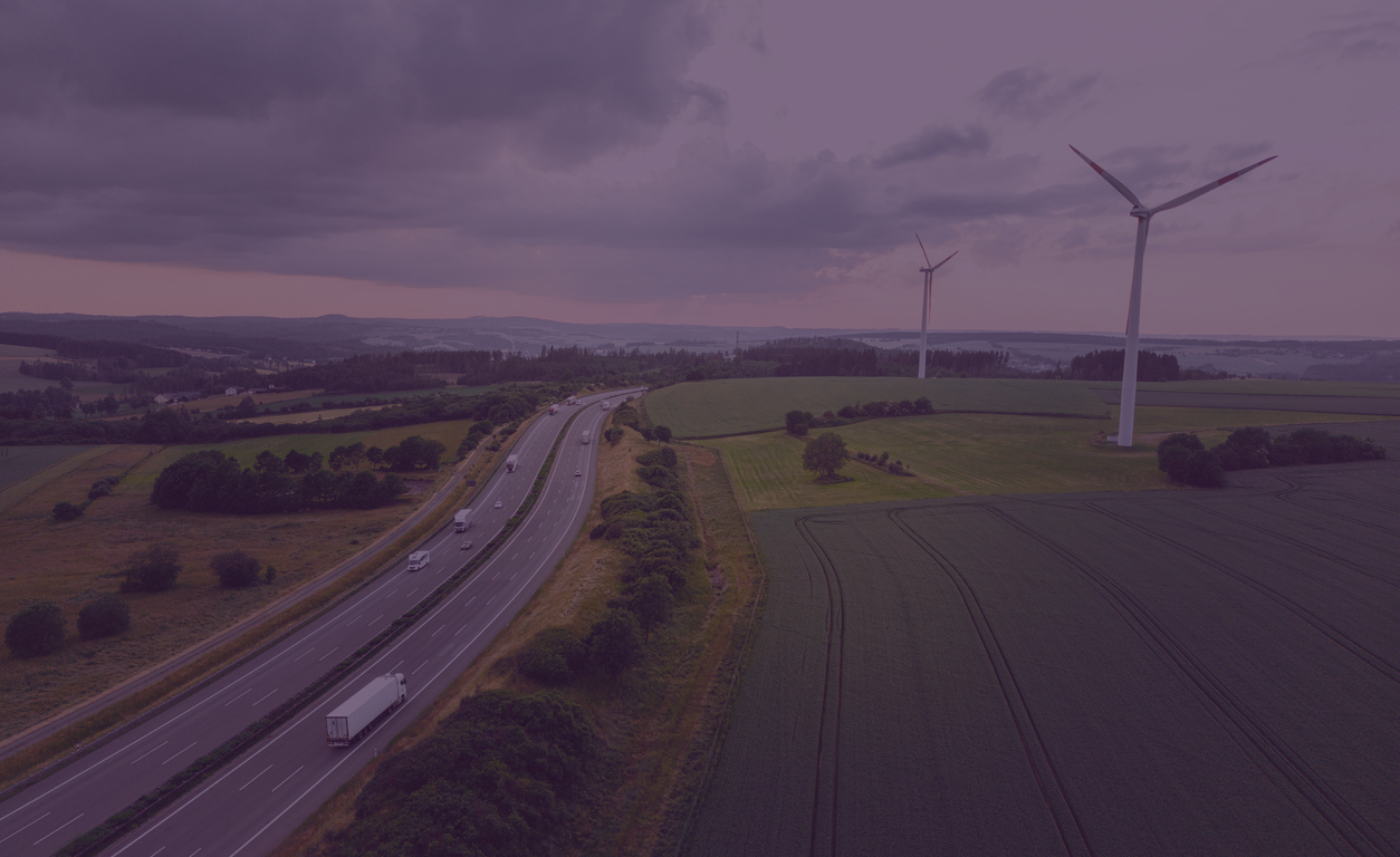 How can retail logistics be more sustainable in peak season?